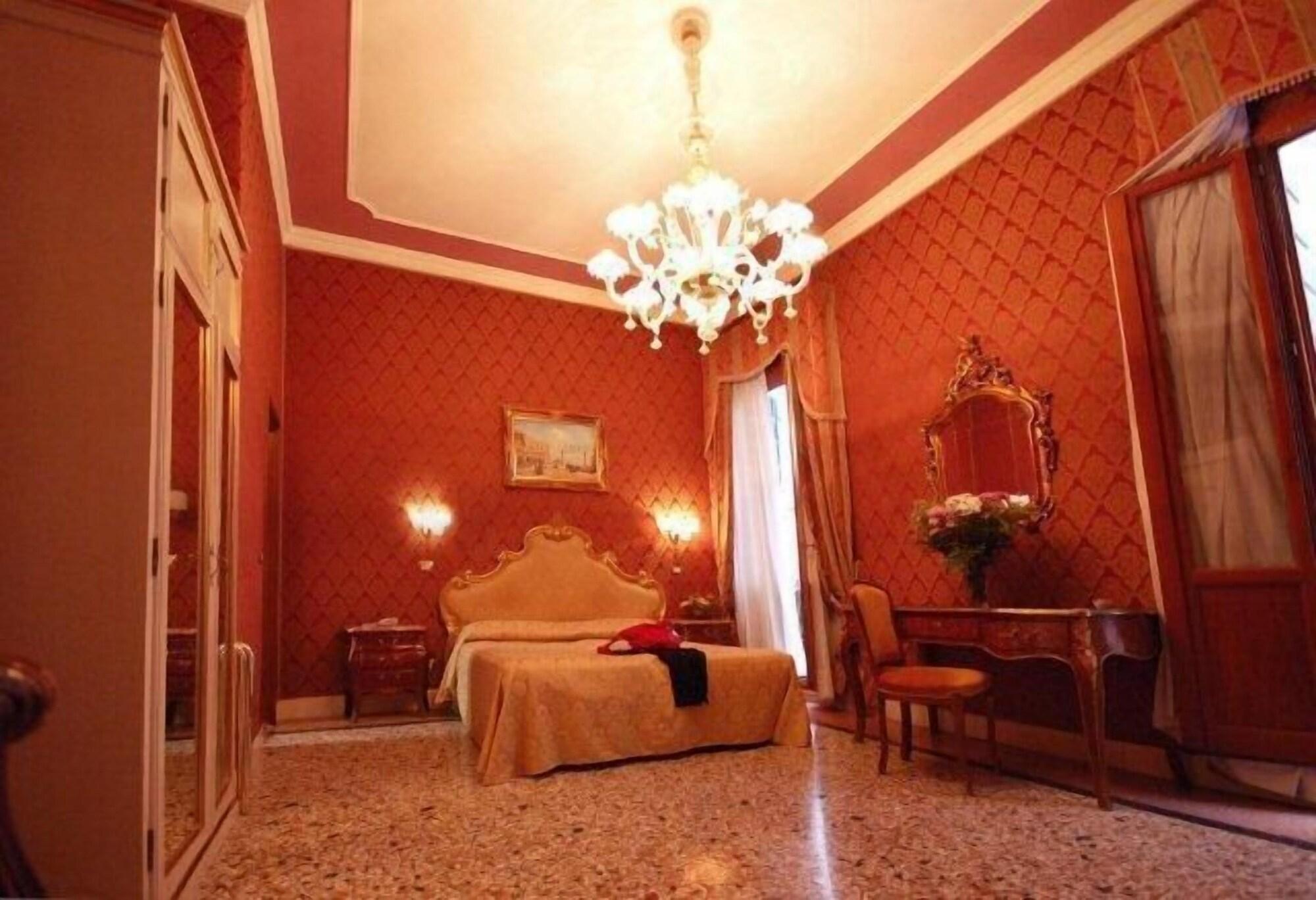 Residenza Hotel San Maurizio Venedig Exteriör bild